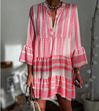 Bedrucktes Kleid, lockerer V-Ausschnitt, Chiffon, plissierter kurzer Rock, m300054 
