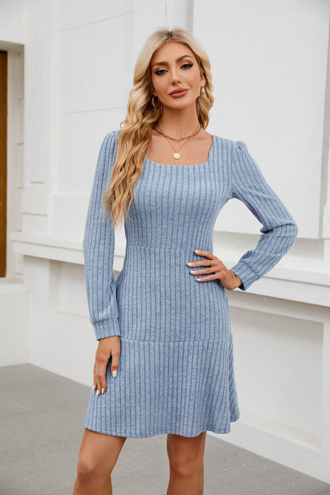 Robe à manches longues et col carré, manches lanternes, poches pour poupées, m300921 