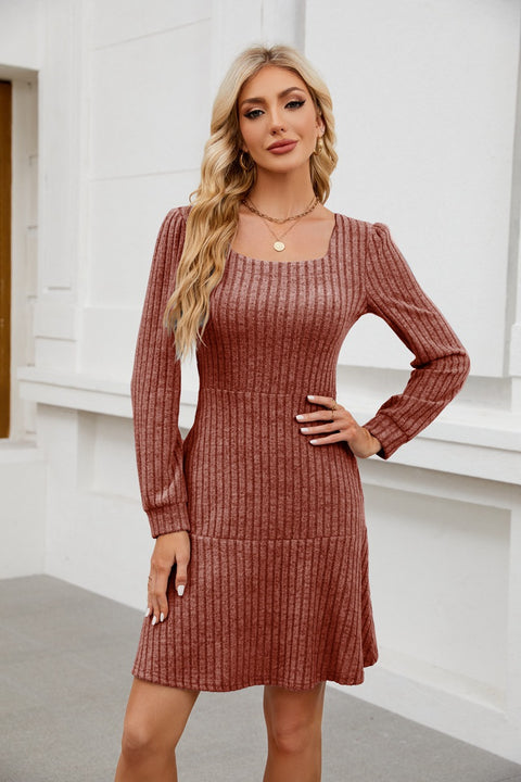 Robe à manches longues et col carré, manches lanternes, poches pour poupées, m300921 