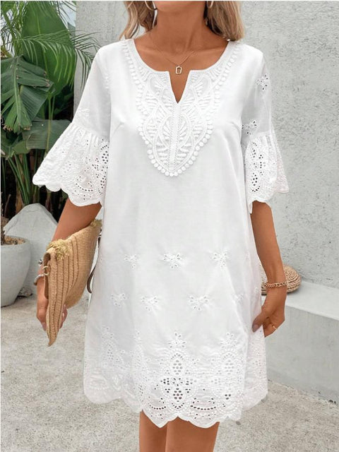 Robe décontractée à manches cinq-quarts et col en V en dentelle brodée creuse m301469 