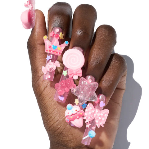 Porter des coussinets à ongles Nail art en forme de longue pipe à eau Accessoires en forme de nœud de bonbon tridimensionnel Coussinets à ongles 24 pièces