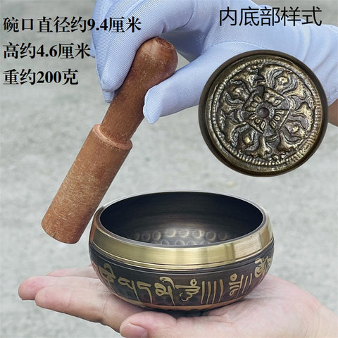 Bol de méditation en cuivre fait main au Népal avec pilon vajra et son de Bouddha m3331263 
