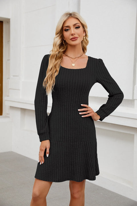 Robe à manches longues et col carré, manches lanternes, poches pour poupées, m300921 