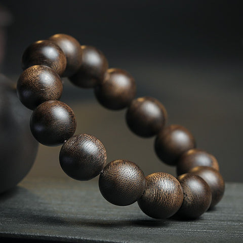 Bracelet de perles de Bouddha en bois d'agar indonésien Darakan submergé 108 perles de chapelet 8 mm bracelet en bois d'agar en matériau ancien m3331276 