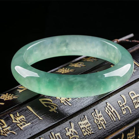 Bracelet Myanmar femme fille produit naturel bracelet fin petit glace flottant vert clair bracelet jade vert m3331244
