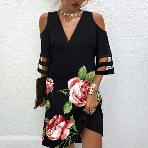 Robe à manches mi-longues et col en V avec coutures en maille fleurie M300180 