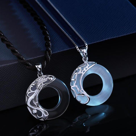 Collier pendentif rétro simple Soleil, Lune et Étoiles m3331241