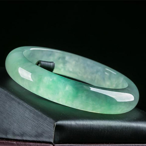 Bracelet Myanmar femme fille produit naturel bracelet fin petit glace flottant vert clair bracelet jade vert m3331244