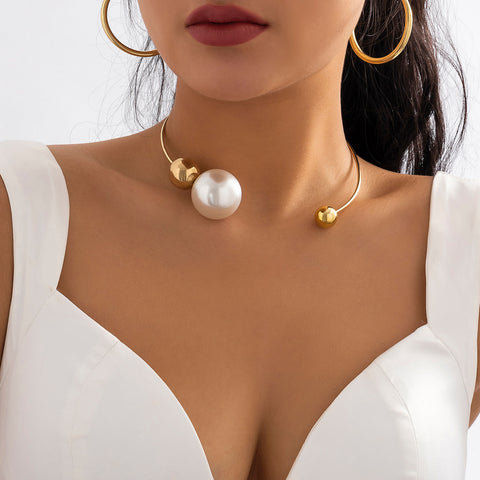 Collier de perles en or avec anneau circulaire ouvert, collier de perles rondes asymétrique et minimaliste pour femme m3331192 