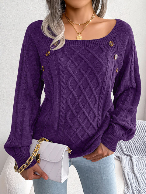 Lässiger Strickpullover mit quadratischem Ausschnitt und Nietenverzierung, m300572 