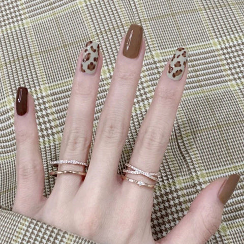 Sticker nail art imprimé léopard personnalisé tendance graffiti avec sticker adhésif pour ongles m3331202